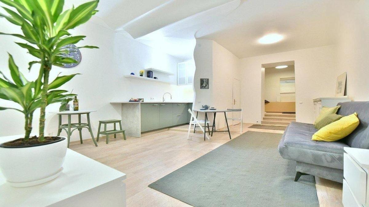 Vilnius Town Square Apartments Self Check-In 24H By H&H Εξωτερικό φωτογραφία